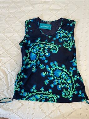 Calypsa by Modli Navy Floral-Print Women's Swim Top rash guard nwt